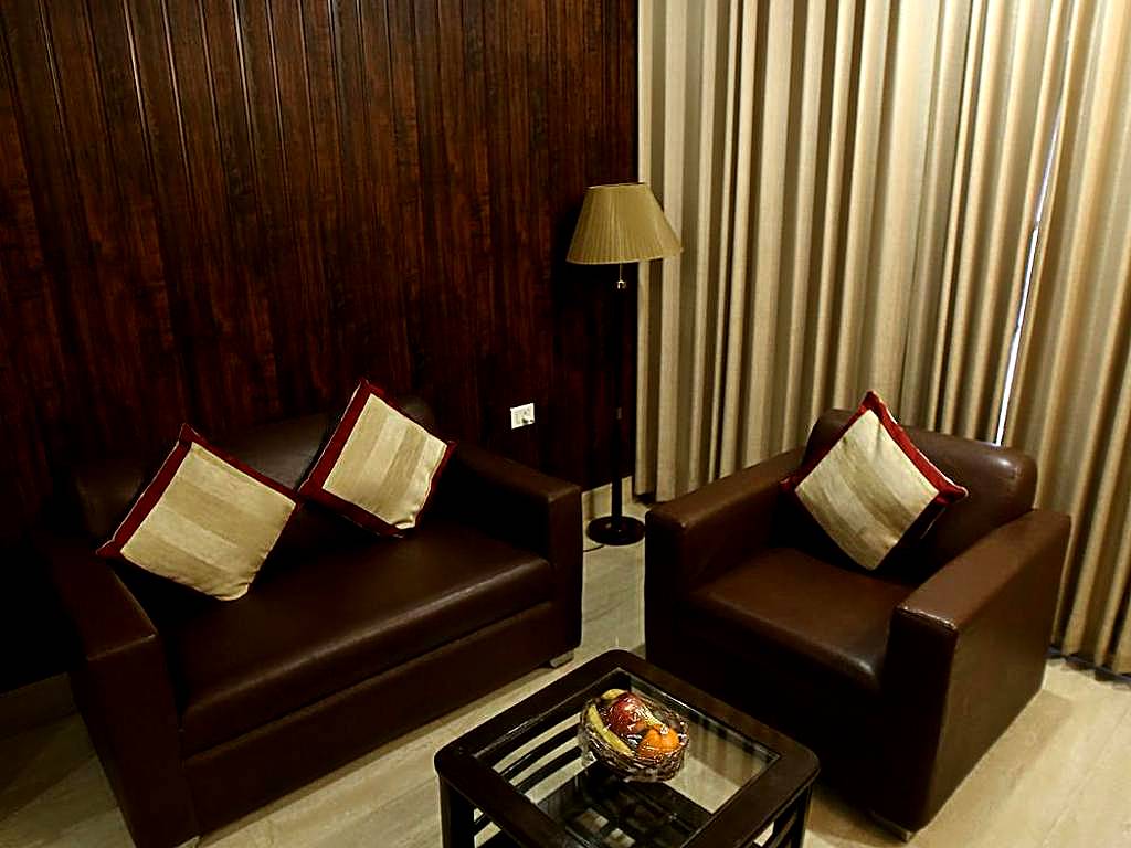 Gold Stone Comfort: Superior King Room