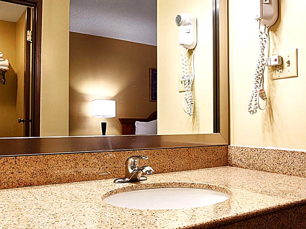 Best Western Monticello: King Suite with Spa Bath - Non-Smoking (Monticello)